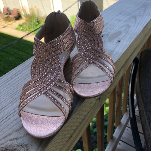 Charter Club Rose Gold Wedge Heel - Picture 3 of 8